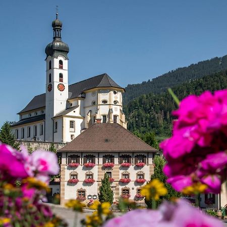 Gasthof Loewen Schruns Kültér fotó