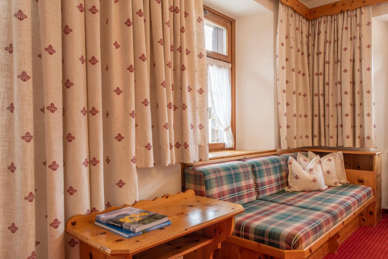 Gasthof Loewen Schruns Kültér fotó