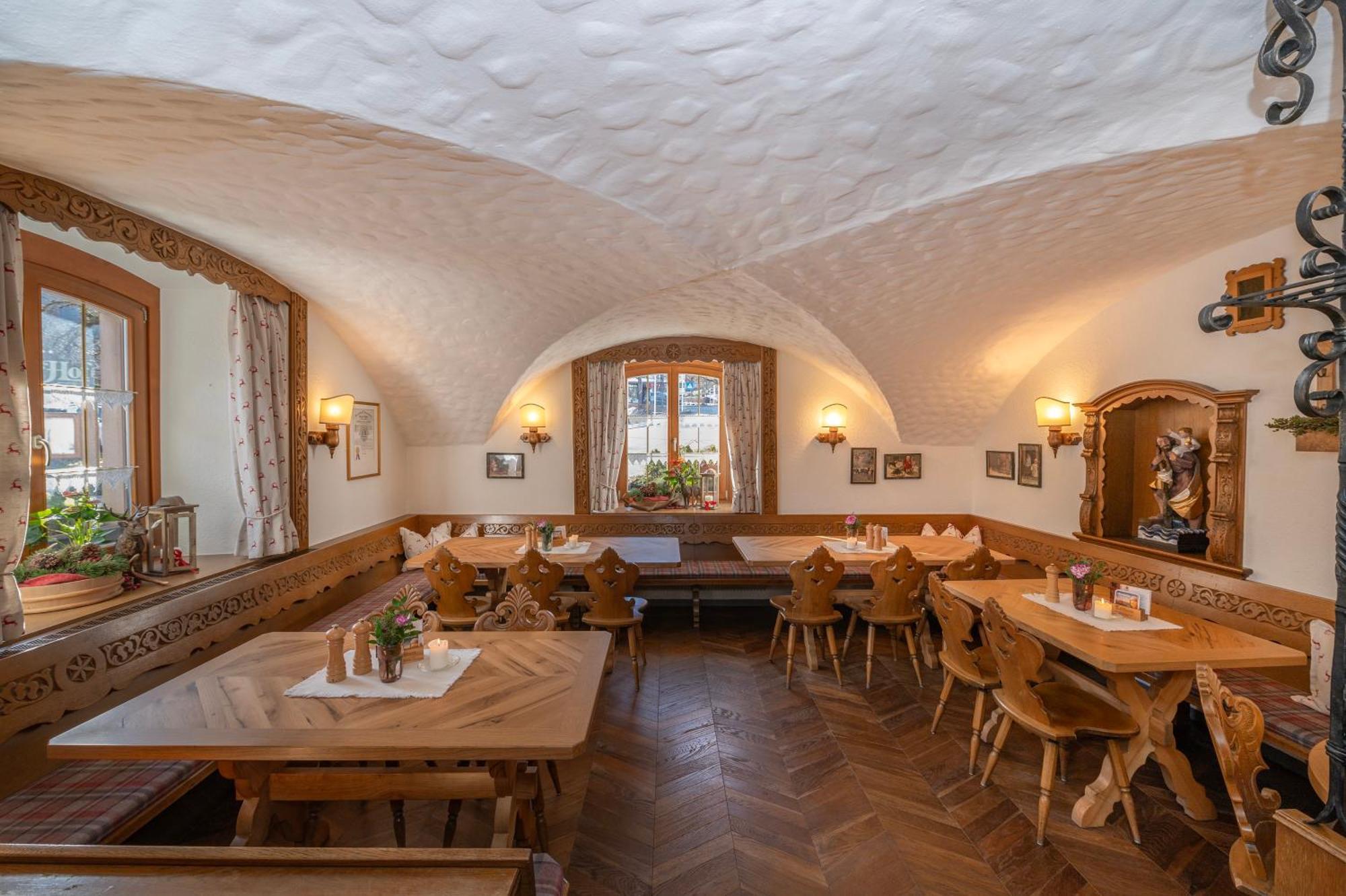 Gasthof Loewen Schruns Kültér fotó